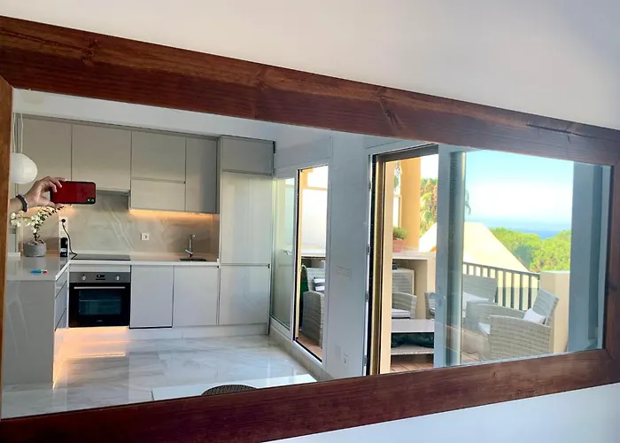 Marbella Beachfront Apartment Romana Playa Elviria